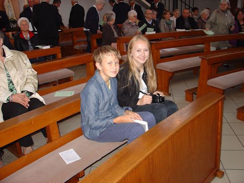 Die Enkel in der Kirche Die Enkel in der Kirche