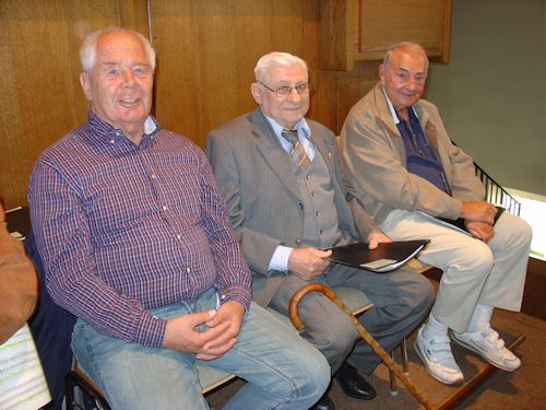 In Erwartung des Auftritts In Erwartung des Auftritts